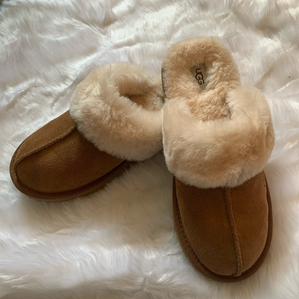 Ugg Cozy Slippers 💫 BRAND NEW